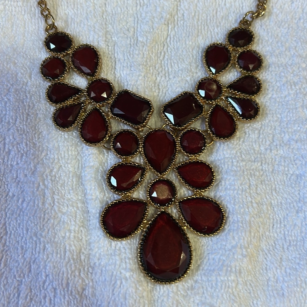Icing Red and Gold Statement Necklace and Earring Set - Picture 3 of 4